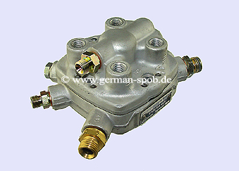 0438101026 Brandstof verdeler Bosch  | Mercedes M102 W201 W124 W460 W463 | geregenereerd 0 438 101 026 Bosch 0438101026, 0986438225, 0 438 101 026, 0 986 438 225 Mercedes 190 W201, G-Klasse W460 , G-Klasse W461 , G-Klasse W463 , G-Klasse Cabrio W463 , Kombi S124 , Stufenheck W124 mit dem 4 Zylinder Motor M102